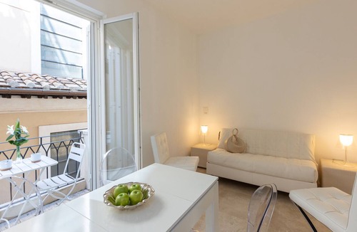 Rome City Centre Apartment | Amazing 3 Levels Penthouse Piazza Venezia