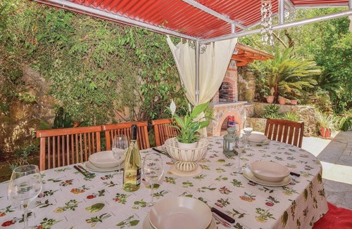 Camaiore House | Amazing home in Camaiore -LU-