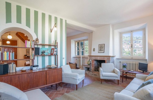 Marciana House | Amazing Home in Marciana With 3 Bedrooms and Internet
