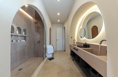 Akrotiri Villa | Ambeli Sunset Villas
