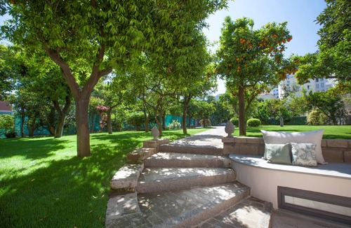 Sorrento Historic Centre Villa | AMORE RENTALS - Villa Ebe with Private Garden, Mini Pool and Jacuzzi