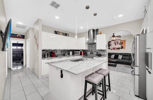 Crescent Lakes Villa | Amzing 4 Bedroom Pool Home Close to Disney