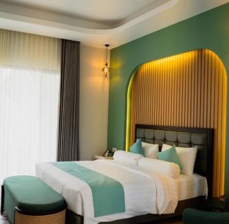 Karanganyar Hotel | Anaya Azana Hotel & Villa Tawangmangu