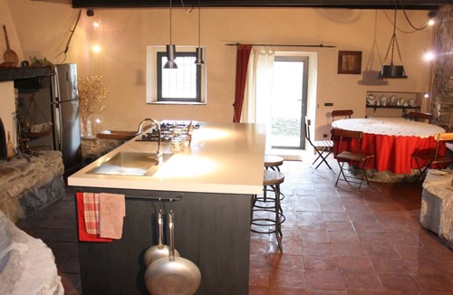 Gassano Villa | Ancient mill-Tuscany. PRIVATE POOL- near to CINQUE TERRE-barbecue-river-wifi