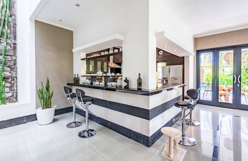 Imam Bonjol Villa | Anedda Mutiara Villa