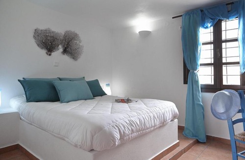 Agia Paraskevi Apartment | Anna Traditional Apartments