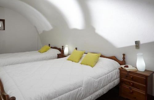 Agia Paraskevi Apartment | Anna Traditional Apartments