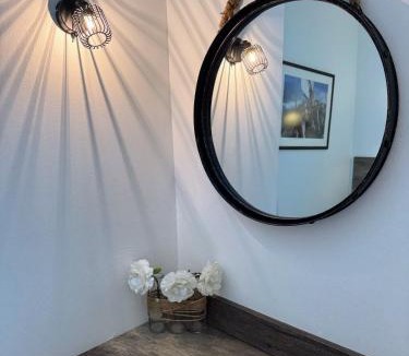 Antibes City Centre Apartment | Antibes Port - Terrasse - Parking - Piscine