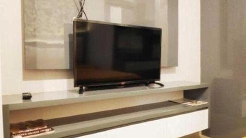 Pekayon Jaya Apartment | Apartement Grand Kamala Lagoon by Vienza Room