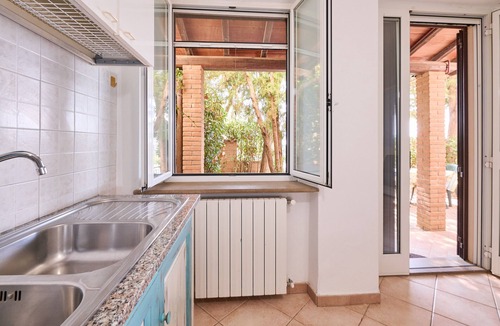 San Vincenzo Apartment | Apartment "Blu" with Sea View, Shared Pool & Wi-Fi
