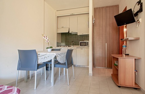 Marina di Pisa Apartment | Apartment "Boboba" with Sea View & Wi-Fi
