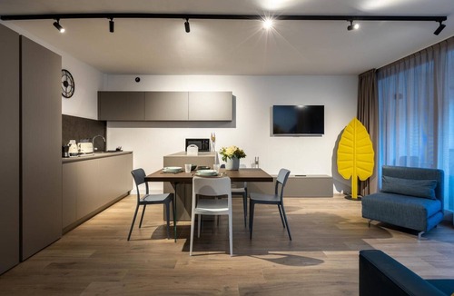 Nago-Torbole Apartment | Apartment 'Boutique Blue' with Balcony, Wi-Fi and Air Conditioning