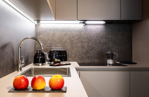 Nago-Torbole Apartment | Apartment 'Boutique Green' with Balcony, Wi-Fi and Air Conditioning