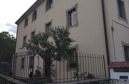 Calci Apartment | Apartment 'Calci - Dal Monte Al Mare' with Mountain View, Garden and Wi-Fi