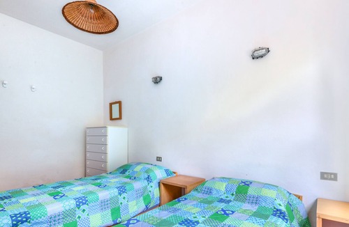 Cavo Apartment | Apartment 'Casa Cerboli' with Sea View, Private Garden and Wi-Fi