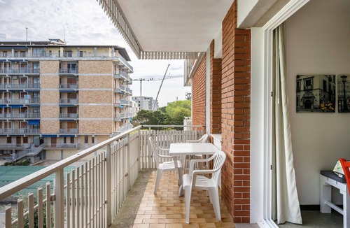 Bibione Apartment | Apartment "Condominio Villa Silente Terrazza" Near the Beach with Wi-Fi, A/C & Terrace