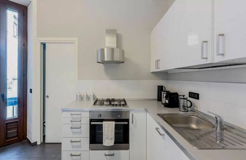 Milan Centre Villa | Apartment Ebbasta - Two Bedroom Villa, Sleeps 5