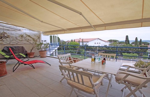 Sainte-Maxime Apartment | Apartment for 4/5 people – Sea view – Air conditioning – Wifi – Pool residence – Sainte.