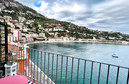 Villefranche-sur-Mer Apartment | Apartment 'Magnifique Vue Mer' with Sea View, Wi-Fi and Air Conditioning