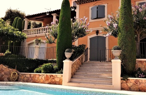 Cabris Apartment | Apartment in charming villa, panoramic view of the sea and the village of Cabris