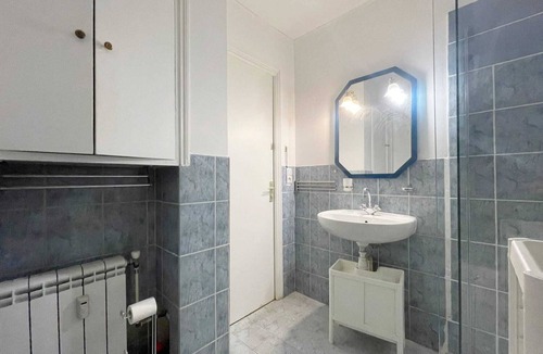 Vernier Apartment | Apartment in downtown Nice. Adjacent sea, commercial area, casino, etc.