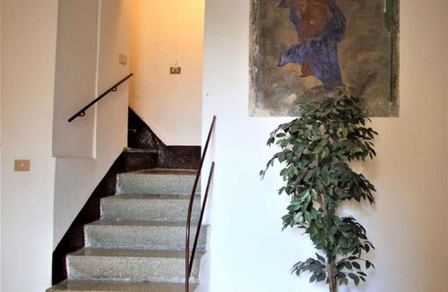 Cremnago Apartment | Apartment in Lurago Derba - Como Provinz 42304