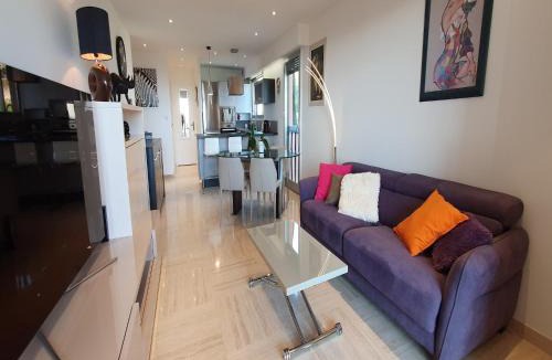 Fabron Villa | Apartment in Nice with Sea Views