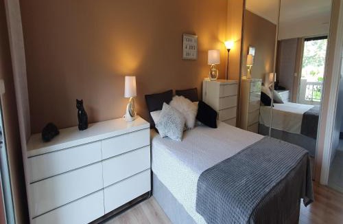 Fabron Villa | Apartment in Nice with Sea Views