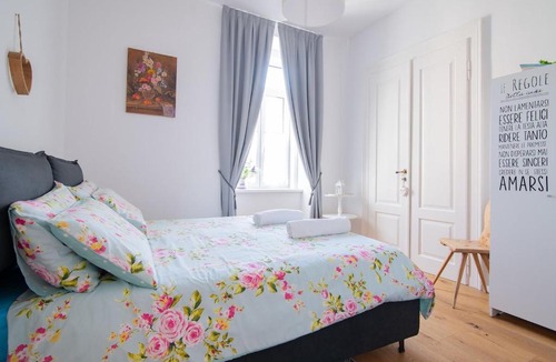 Trieste Old Town Apartment | Apartment in the Center of Trieste