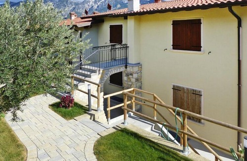 Oldesio Apartment | Apartment in Tignale with Lake Garda Views