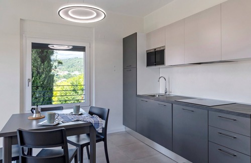 San Zeno di Montagna Apartment | Apartment 'Giulio's Piano Terra' with Lake View