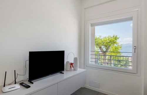 San Zeno di Montagna Apartment | Apartment 'Giulio's Piano Terra' with Lake View