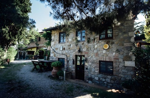 Castiglione d'Orcia Apartment | Apartment Lo Stanzone - Agriturismo Il Noce in Val d'Orcia