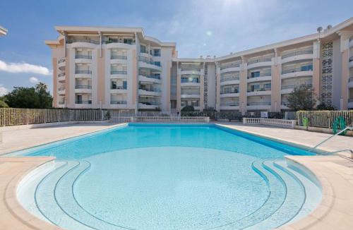 Frejus Port Apartment | Apartment L'Open-1 by Interhome