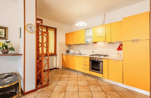 Altopascio Apartment | Apartment 'La Casa Nel Verde' with Private Terrace, Wi-Fi and Air Conditioning