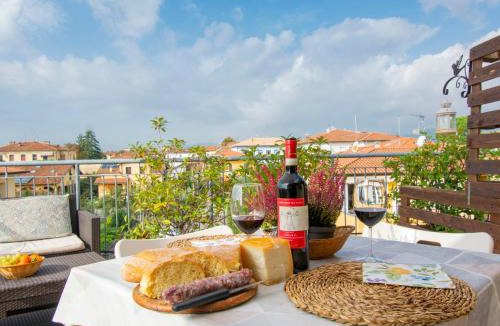 Lucca Apartment | Apartment La Rondine - LUU280 by Interhome