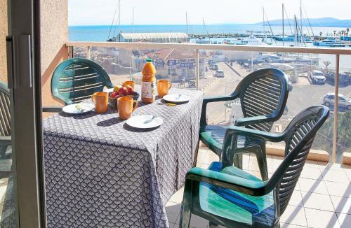 Frejus Port Apartment | Apartment Le Capitole-2 by Interhome