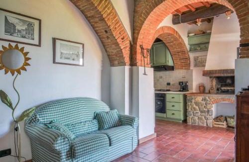 Montevarchi Apartment | Apartment Le Poggiole-2 by Interhome