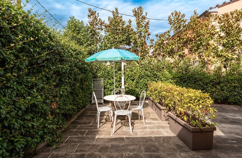 Altopascio Apartment | Apartment 'Manuela' with Shared Pool, Wi-Fi and Air Conditioning
