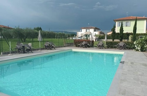 Altopascio Apartment | Apartment 'Manuela' with Shared Pool, Wi-Fi and Air Conditioning