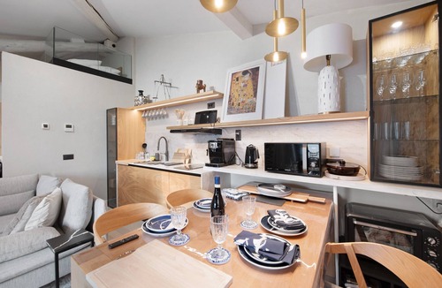 Brenzone sul Garda Apartment | Apartment Montagna (45 m2) with shared terrace, sauna and lake view