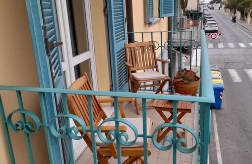 Viareggio Apartment | Apartment near the sea with garage