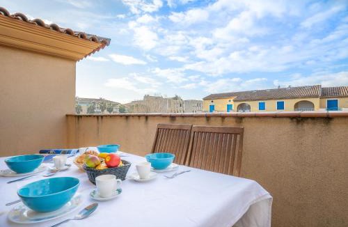 Frejus Plage Apartment | Apartment Port Quiétude-1 by Interhome