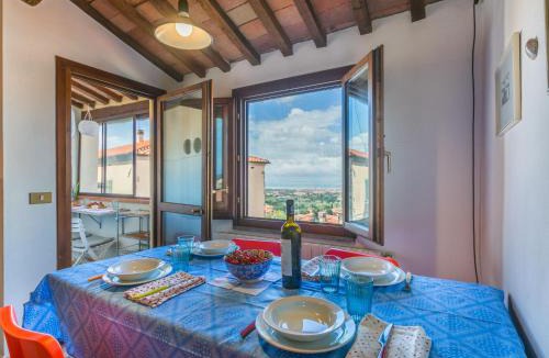 Rosignano Marittimo Apartment | Apartment Rosmarina by Interhome