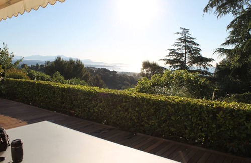 Villeneuve-Loubet Apartment | APARTMENT SEA VIEW