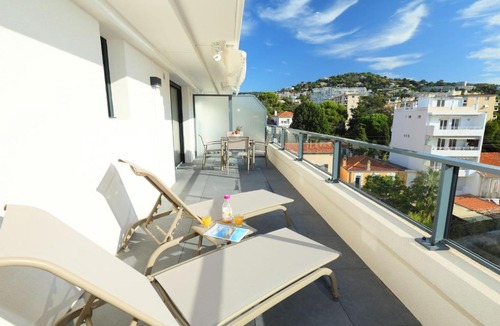 Pointe Croisette Apartment | Apartment Secret Garden by Interhome