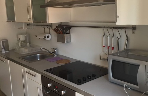 Saint-Roch Apartment | APARTMENT T3 (72m2) 4/5 pers. 2 BEDROOMS - WIFI-PARK offered