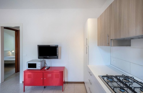 Bibione Apartment | Apartment 'Villa Luca Trilocale 2' with Pool, A/C and Wi-Fi