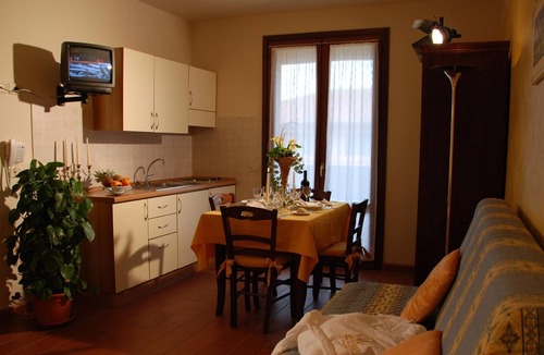 Riotorto Apartment | Apartment with pool in Vignale Riototo