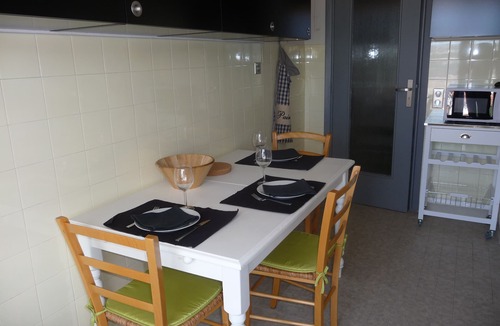 Cimiez Apartment | Apartment with parking, sea view, quiet, in the historic center of Cimiez